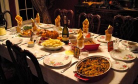 Beautiful table with thanksgiving food